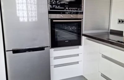 Location d’un appartement spacieux de 2 chambres, 110 m², Alicante, Espagne